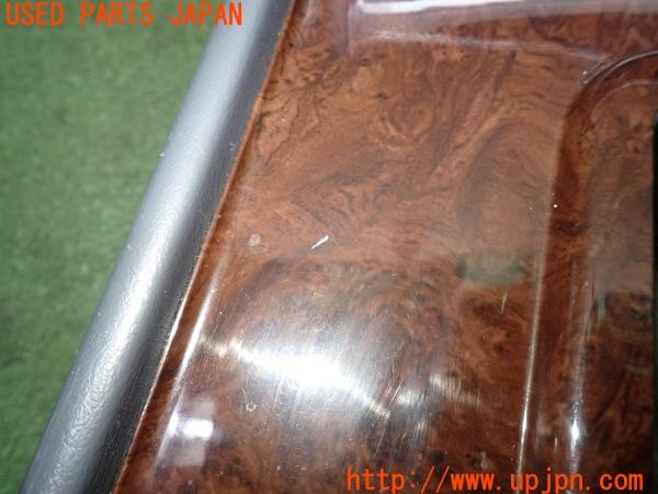 3UPJ=9238250615]ランドクルーザー80(FZJ80G)後期 純正 58811-60120 58802-60100 シフトパネル ウッド 木目調 AT用 中古_4