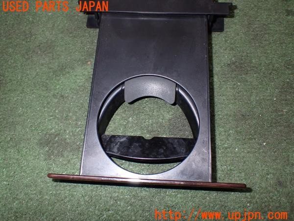 3UPJ=9238250631]ランドクルーザー80(FZJ80G)後期 純正 55620-60010 ドリンクホルダー ウッド 木目調 中古_4
