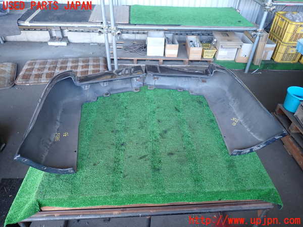 2UPJ-9238251610]ランクル80系(FZJ80G)リアバンパー ジャンク_4