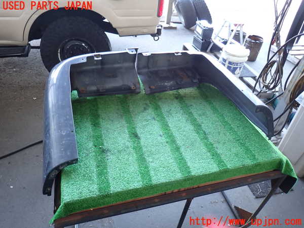 2UPJ-9238251610]ランクル80系(FZJ80G)リアバンパー ジャンク_5