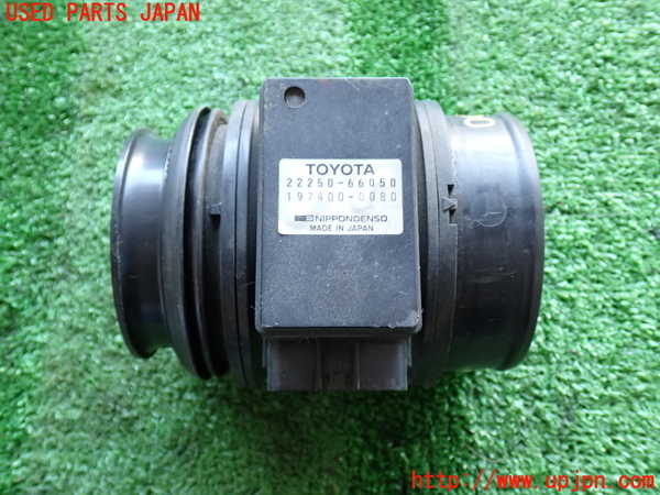 2UPJ-9238256320]ランクル80系(FZJ80G)エアフロメーター 中古_4