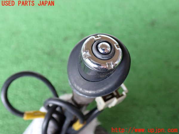 2UPJ-9238256645]ランクル80系(FZJ80G)アンテナ 中古_2