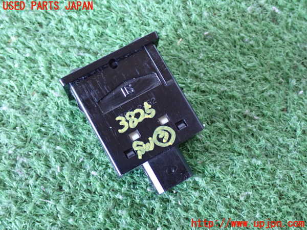 2UPJ-9238256308]ランクル80系(FZJ80G)スイッチ3(リアヒーター) 中古_2