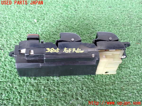 2UPJ-9238256240]ランクル80系(FZJ80G)右前パワーウィンドウスイッチ 中古_2