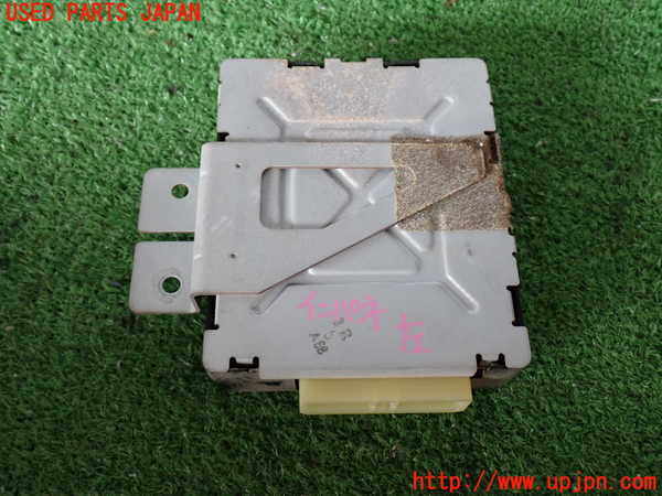 2UPJ-9238256148]ランクル80系(FZJ80G)コンピューター3 中古 88650-60081_3