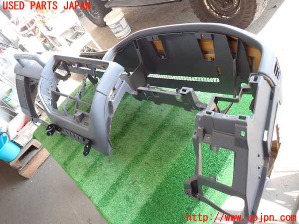 2UPJ-9238257505]ランクル80系(FZJ80G)ダッシュボード 中古_2