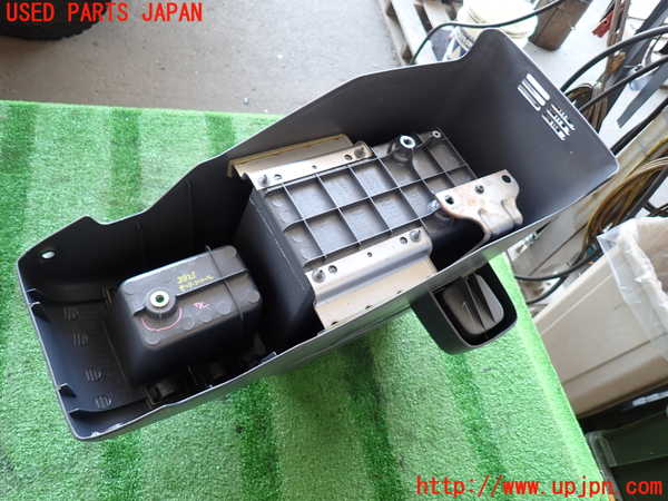 2UPJ-9238257540]ランクル80系(FZJ80G)センターコンソール 中古_5