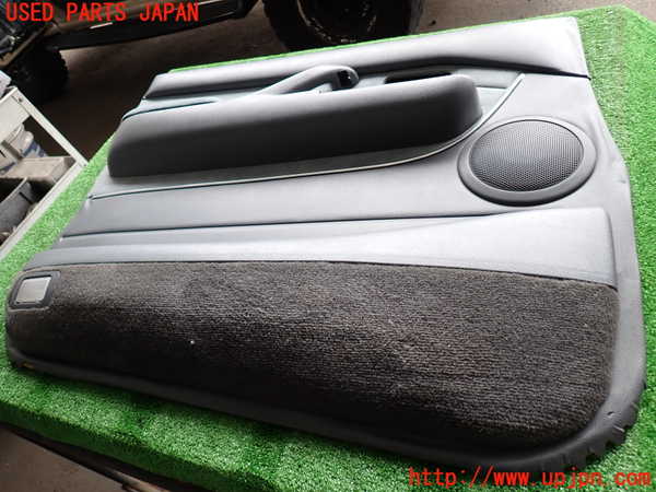 2UPJ-9238251264]ランクル80系(FZJ80G)左前ドア内張り 中古_2
