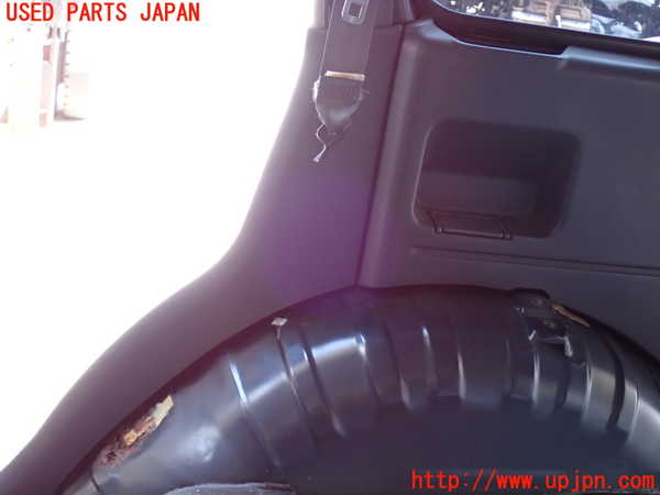 2UPJ-9238257675]ランクル80系(FZJ80G)右リアピラートリム 中古_2