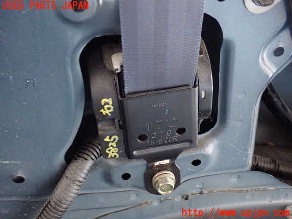 2UPJ-9238257155]ランクル80系(FZJ80G)右2列目シートベルト 中古_2