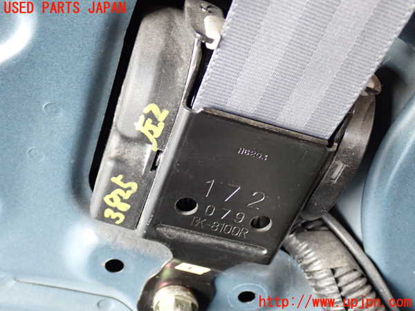2UPJ-9238257185]ランクル80系(FZJ80G)左2列目シートベルト 中古_2
