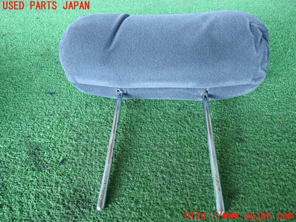 2UPJ-9238257150]ランクル80系(FZJ80G)右2列目ヘッドレスト 中古_2