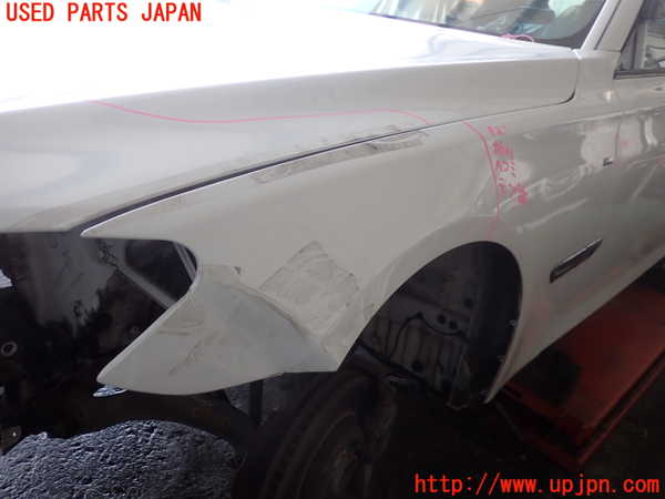 2UPJ-9238261082]BMW 740i(YA30)左前フェンダー 中古 (F01)_2