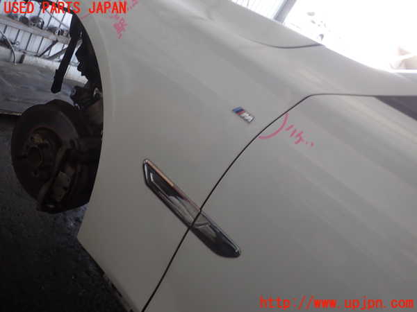 2UPJ-9238261082]BMW 740i(YA30)左前フェンダー 中古 (F01)_3