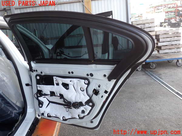 2UPJ-9238261290]BMW 740i(YA30)右後ドア (43R-001026) 中古 (F01)_3