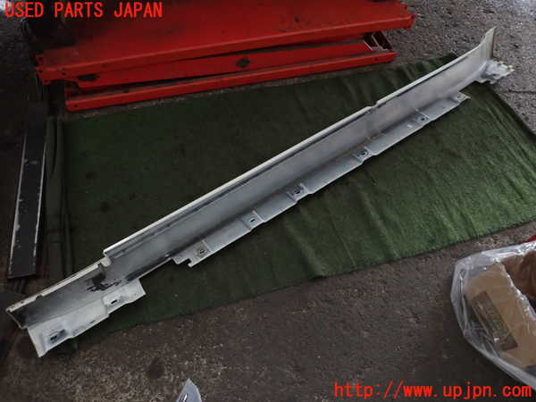 2UPJ-9238261390]BMW 740i(YA30)右サイドステップ 中古 (F01)_5