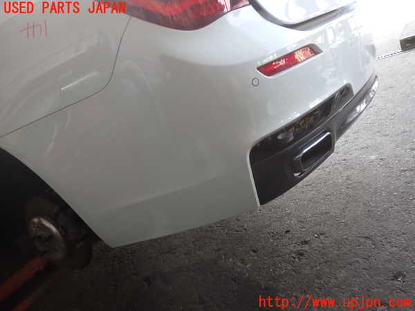 2UPJ-9238261610]BMW 740i(YA30)リアバンパー 中古 (F01)_2