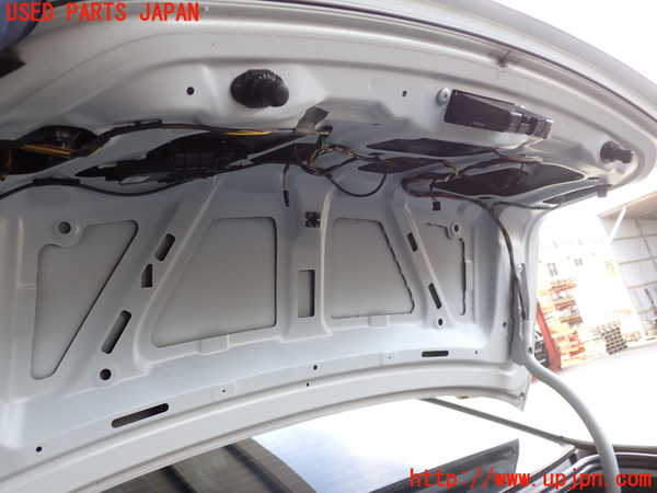 2UPJ-9238261500]BMW 740i(YA30)トランク 中古 (F01)_3