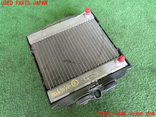 2UPJ-9238262322]BMW 740i(YA30)ラジエーター2 中古 (F01)_2