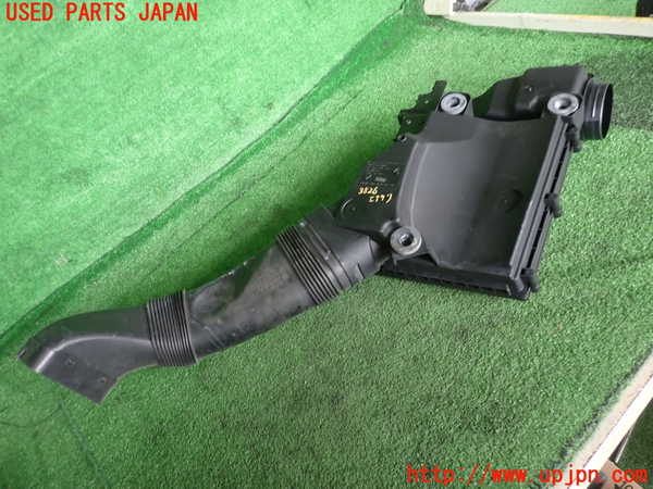 2UPJ-9238262560]BMW 740i(YA30)エアクリーナーボックス 中古 (F01)_2
