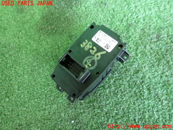 2UPJ-9238266309]BMW 740i(YA30)スイッチ4 (パーキング) 中古 (F01)_3