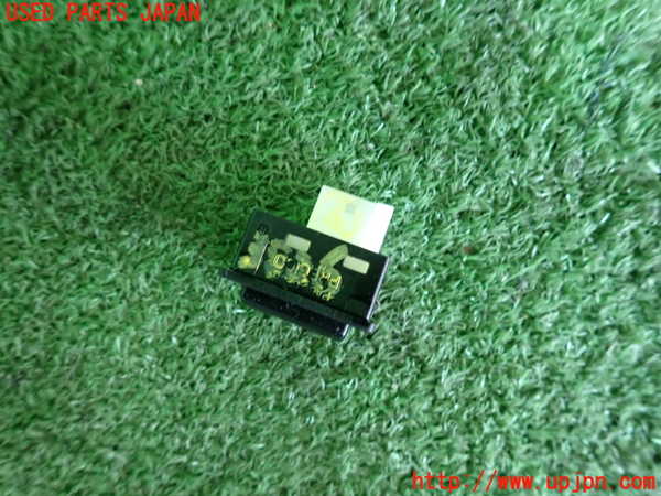 2UPJ-9238266311]BMW 740i(YA30)スイッチ6 (トランク) 中古 (F01)_2