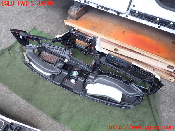 2UPJ-9238267505]BMW 740i(YA30)ダッシュボード 中古 (F01)_3
