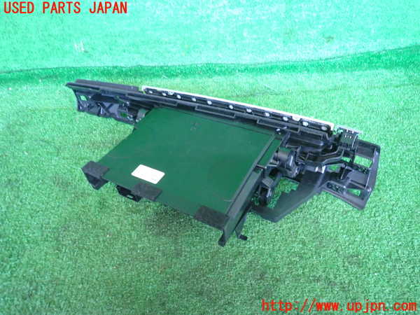 2UPJ-9238267517]BMW 740i(YA30)グローブボックス2 中古 (F01)_3
