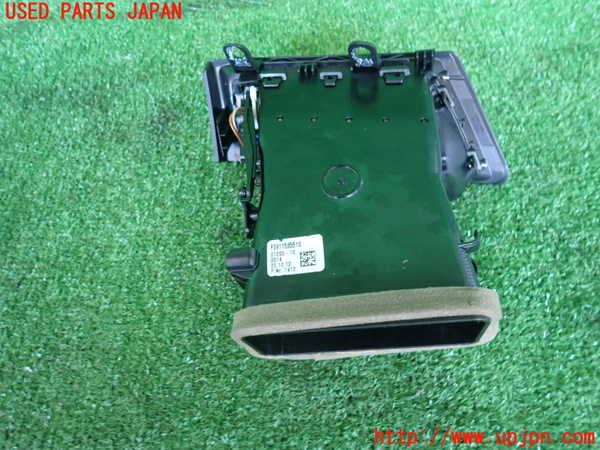 2UPJ-9238267528]BMW 740i(YA30)エアコン吹き出し口3 (左) 中古 (F01)_2
