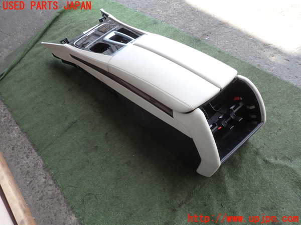 2UPJ-9238267540]BMW 740i(YA30)センターコンソール 中古 (F01)_2