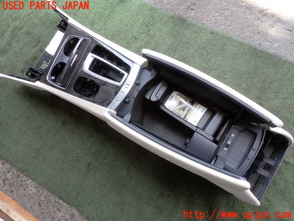 2UPJ-9238267540]BMW 740i(YA30)センターコンソール 中古 (F01)_3
