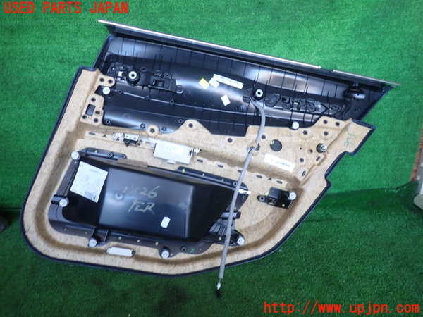 2UPJ-9238261324]BMW 740i(YA30)左後ドア内張り 中古 (F01)_4