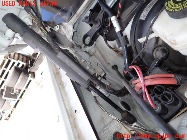 2UPJ-9238271068]BMW M135i(1B30)ボンネットダンパー 中古_2