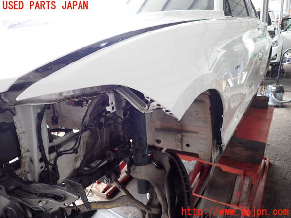 2UPJ-9238271082]BMW M135i(1B30)左前フェンダー 中古_3