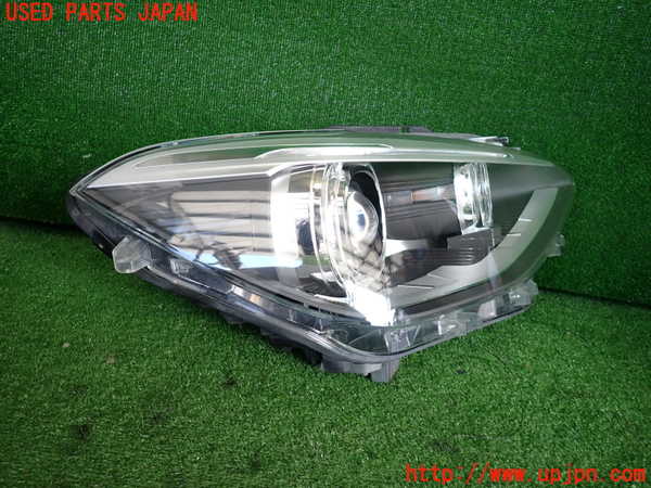 2UPJ-9238271130]BMW M135i(1B30)右ヘッドライト LED 中古_2