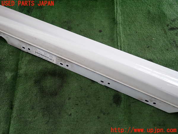 2UPJ-9238271392]BMW M135i(1B30)左サイドステップ 中古_3