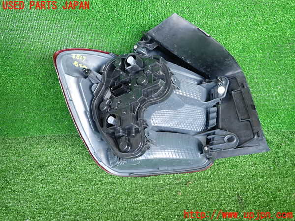 2UPJ-9238271530]BMW M135i(1B30)右テールランプ 中古_3