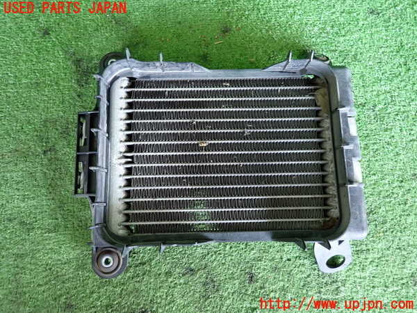 2UPJ-9238272481]BMW M135i(1B30)オイルクーラー1 中古_3