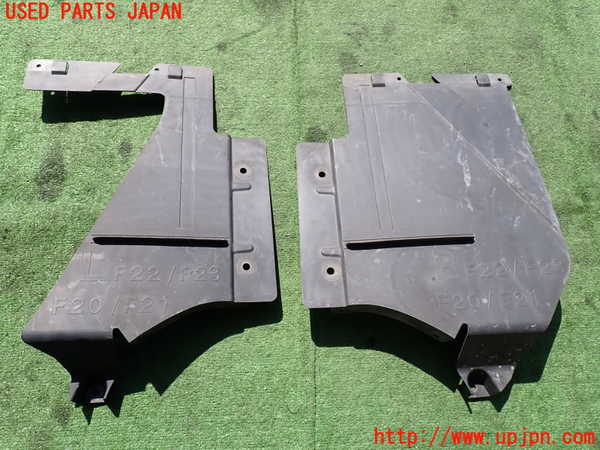 2UPJ-9238271723]BMW M135i(1B30)アンダーカバー3 中古_4