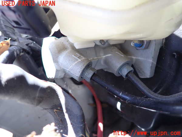 2UPJ-9238274050]BMW M135i(1B30)ブレーキマスターシリンダー 中古_2