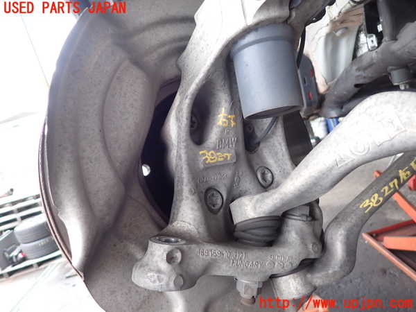 2UPJ-9238274290]BMW M135i(1B30)右フロントナックルハブ 中古_2