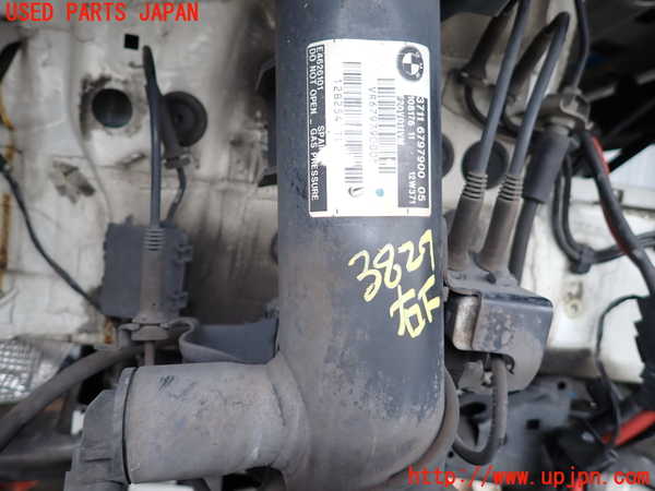 2UPJ-9238275015]BMW M135i(1B30)右フロントストラット 中古_2