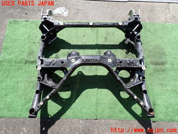 2UPJ-9238275285]BMW M135i(1B30)フロントメンバー 中古_4
