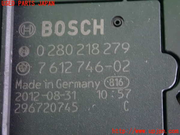 2UPJ-9238276320]BMW M135i(1B30)エアフロメーター (エアマスセンサー) 中古_3