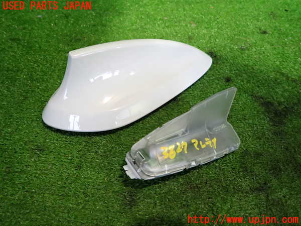 2UPJ-9238276550]BMW M135i(1B30)アンテナ 中古_2