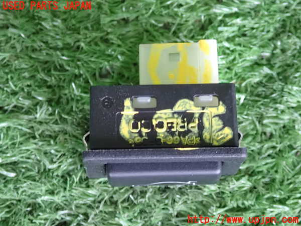 2UPJ-9238276309]BMW M135i(1B30)スイッチ4 (トランク) 中古_2