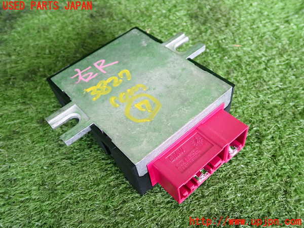 2UPJ-9238276152]BMW M135i(1B30)コンピューター7 中古_2