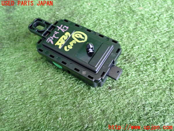 2UPJ-9238276154]BMW M135i(1B30)コンピューター9 中古_2