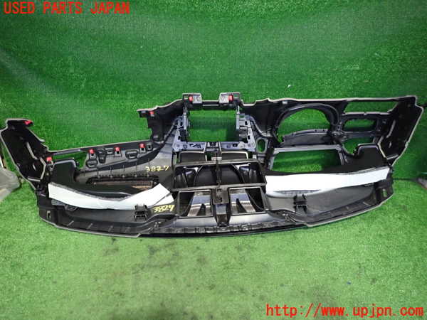 2UPJ-9238277505]BMW M135i(1B30)ダッシュボード 中古_5