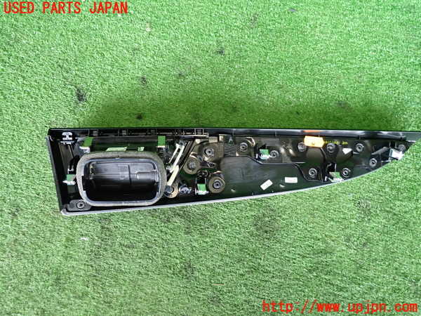 2UPJ-9238277527]BMW M135i(1B30)エアコン吹き出し口2 (左) 中古_3
